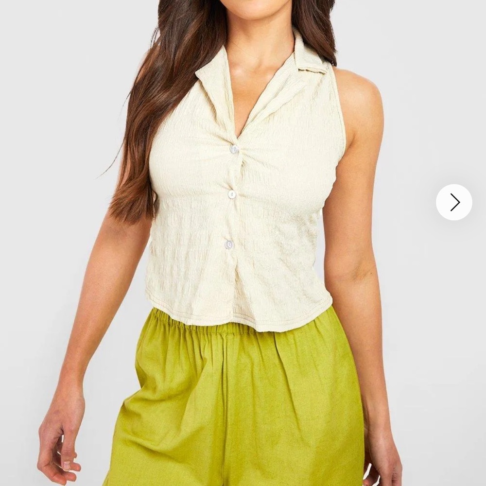 Boohoo Cream Sleeveless Crop Blouse